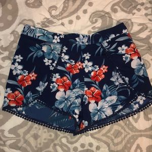 Flowy shorts